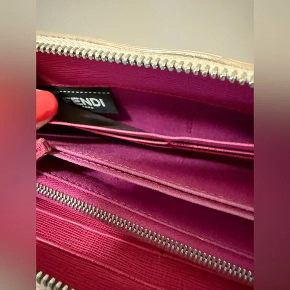 *Rare* Fendi Monster Long Wallet - Picture 8 of 10